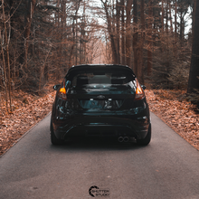 Afbeelding in Gallery-weergave laden, Ford flush wiper delete kit | Voor 17:00 besteld, zelfde werkdag verzonden! | Past op de Ford Fiesta en Focus | Levering in Nederland en EU! | Hoogglans zwart Plexiglas | Direct leverbaar!