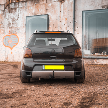 Afbeelding in Gallery-weergave laden, VW flush wiper delete kit | Voor 17:00 besteld, zelfde werkdag verzonden! | Past op de VW Lupo, Polo, Golf, Tiguan, Passat, Touran en Scirocco | Levering in Nederland en EU! | Top kwaliteit | Hoogglans zwart Plexiglas | Direct leverbaar!