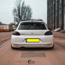 Afbeelding in Gallery-weergave laden, VW flush wiper delete kit | Voor 17:00 besteld, zelfde werkdag verzonden! | Past op de VW Lupo, Polo, Golf, Tiguan, Passat, Touran en Scirocco | Levering in Nederland en EU! | Top kwaliteit | Hoogglans zwart Plexiglas | Direct leverbaar!