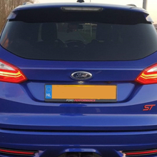 Afbeelding in Gallery-weergave laden, Ford flush wiper delete kit | Voor 17:00 besteld, zelfde werkdag verzonden! | Past op de Ford Fiesta en Focus | Levering in Nederland en EU! | Hoogglans zwart Plexiglas | Direct leverbaar!