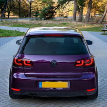 Afbeelding in Gallery-weergave laden, VW flush wiper delete kit | Voor 17:00 besteld, zelfde werkdag verzonden! | Past op de VW Lupo, Polo, Golf, Tiguan, Passat, Touran en Scirocco | Levering in Nederland en EU! | Top kwaliteit | Hoogglans zwart Plexiglas | Direct leverbaar!