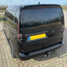 Afbeelding in Gallery-weergave laden, VW Bedrijfswagens flush wiper delete kit | Voor 17:00 besteld, zelfde werkdag verzonden! | Past op de VW Caddy en Transporter | Levering in Nederland en EU! | Top kwaliteit | Hoogglans zwart Plexiglas | Direct leverbaar!
