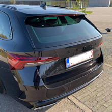 Afbeelding in Gallery-weergave laden, SKODA flush wiper delete kit | Voor 17:00 besteld, zelfde werkdag verzonden! | Past op Fabia, Citigo, Octavia en vele andere modellen! | Levering in Nederland en EU! |  Hoogglans zwart Plexiglas | Direct leverbaar!
